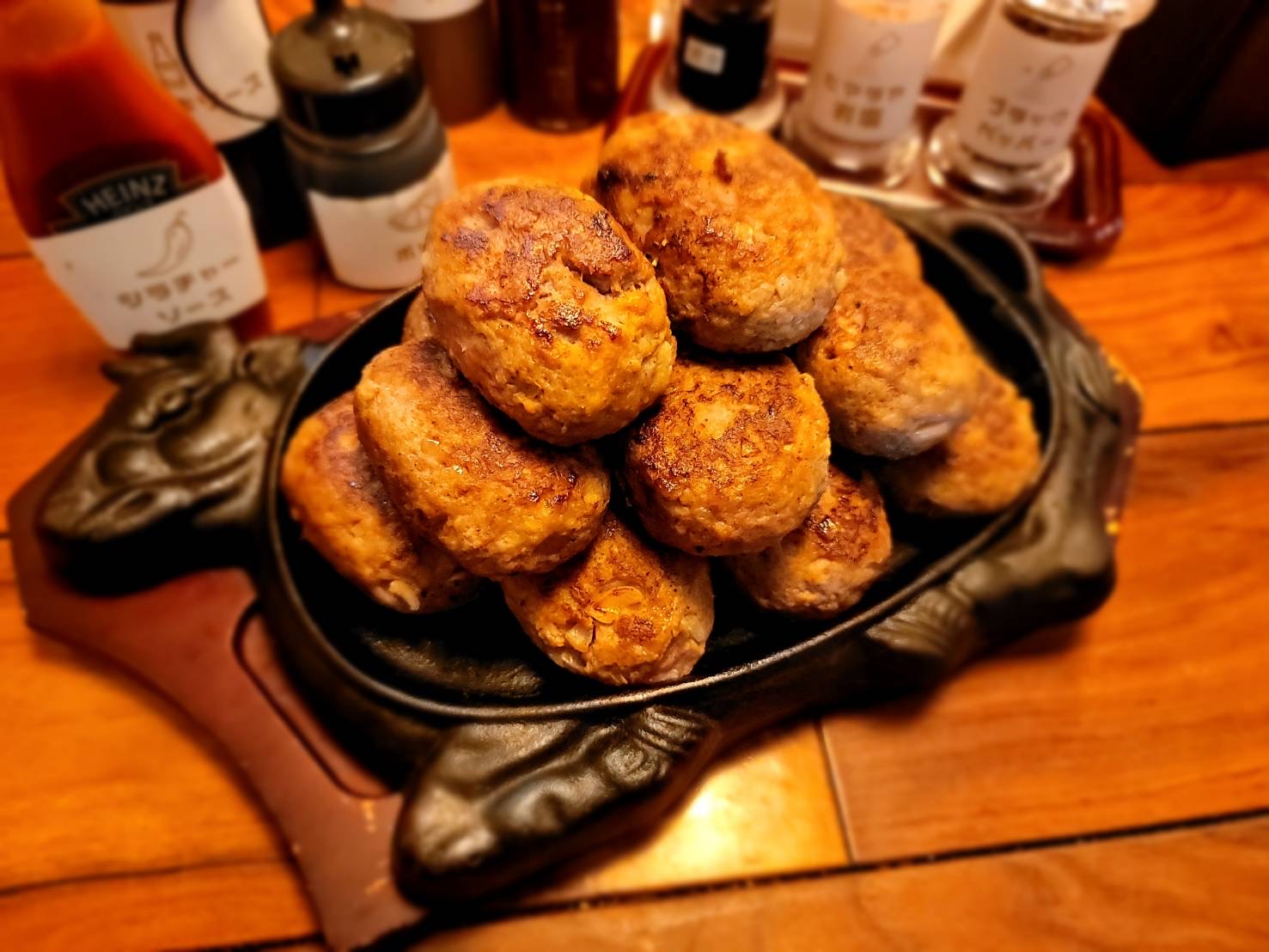 ハラペコステーキ渋谷店』にて【特製ハンバーグ食べ放題】開催